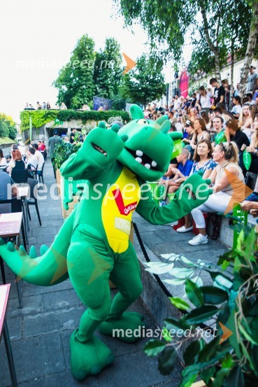 Odbojkarski spektakel na Ljubljanici