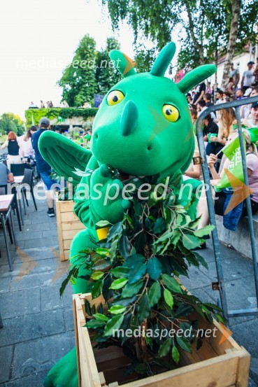 Odbojkarski spektakel na Ljubljanici