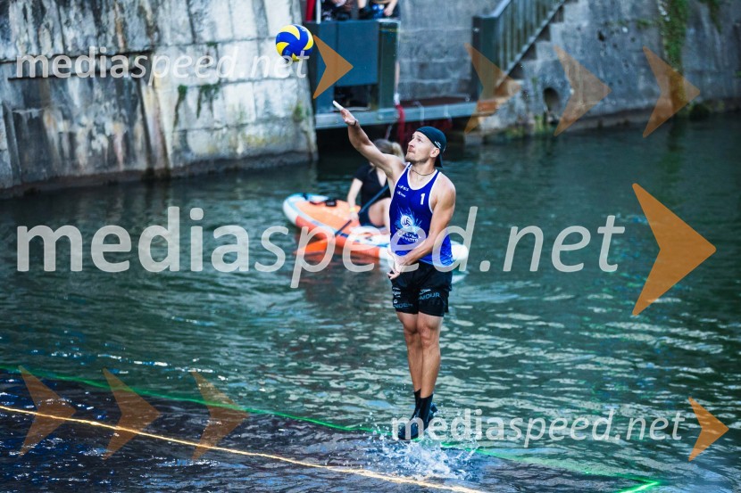 Odbojkarski spektakel na Ljubljanici