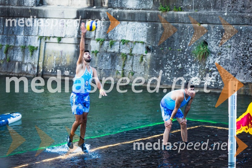 Odbojkarski spektakel na Ljubljanici