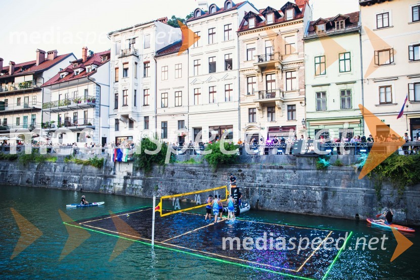 Odbojkarski spektakel na Ljubljanici