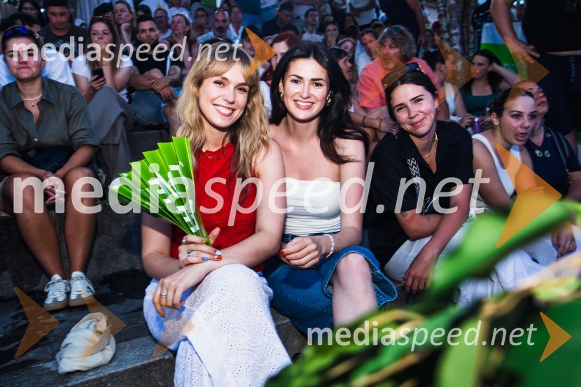 Odbojkarski spektakel na Ljubljanici