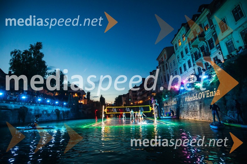 Odbojkarski spektakel na Ljubljanici