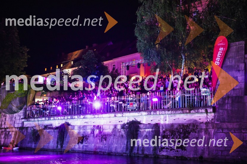 Odbojkarski spektakel na Ljubljanici