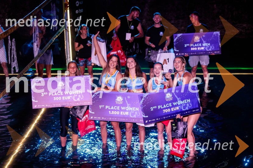 Odbojkarski spektakel na Ljubljanici