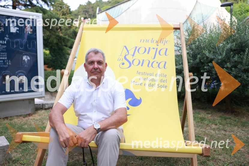  Borut Bažec, direktor, Avditorij PortorožZmagovalec 43. festivala Melodij morja in sonca je Žan Videc