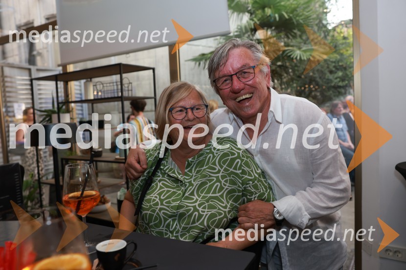  ... ;  Slavko  IvančičZmagovalec 43. festivala Melodij morja in sonca je Žan Videc