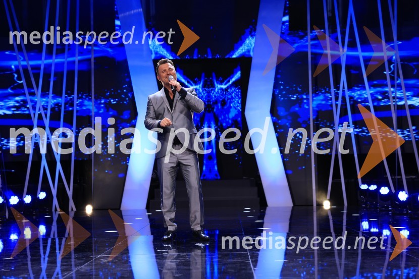  Matjaž  Robavs, Trio VivereZmagovalec 43. festivala Melodij morja in sonca je Žan Videc