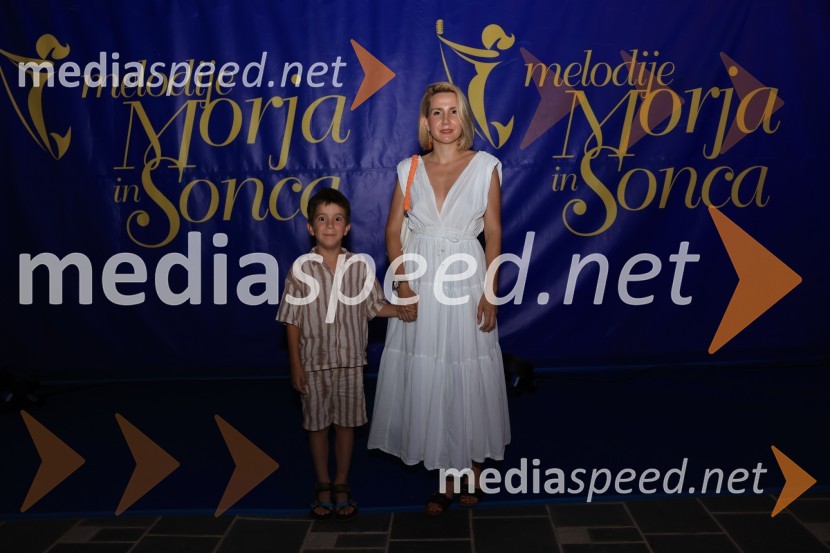  Teo Anton Cvetko;  Natalija Cvetko, Mediaspeed d.o.o.Zmagovalec 43. festivala Melodij morja in sonca je Žan Videc