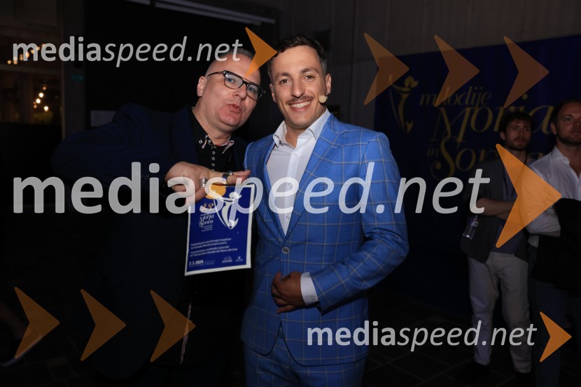  ... ;  Žan  Papič, stand up komik;  Gregor Ravnik, pevec;  ... Zmagovalec 43. festivala Melodij morja in sonca je Žan Videc