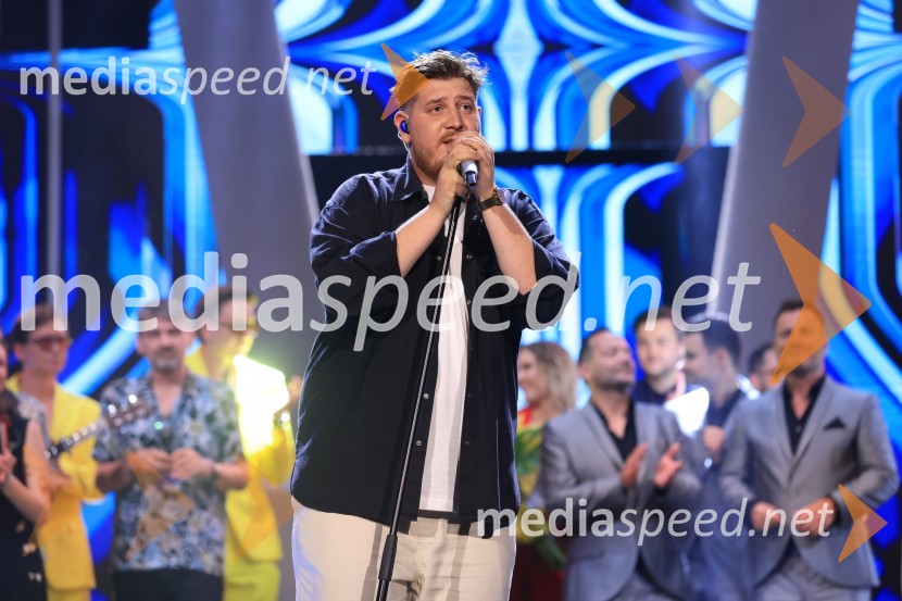  Žan  Videc, glasbenikZmagovalec 43. festivala Melodij morja in sonca je Žan Videc