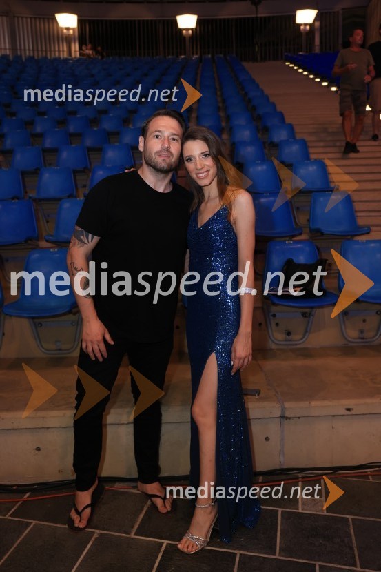  Anže Langus Petrovič, basist;  Monika Avsenik, pevkaZmagovalec 43. festivala Melodij morja in sonca je Žan Videc