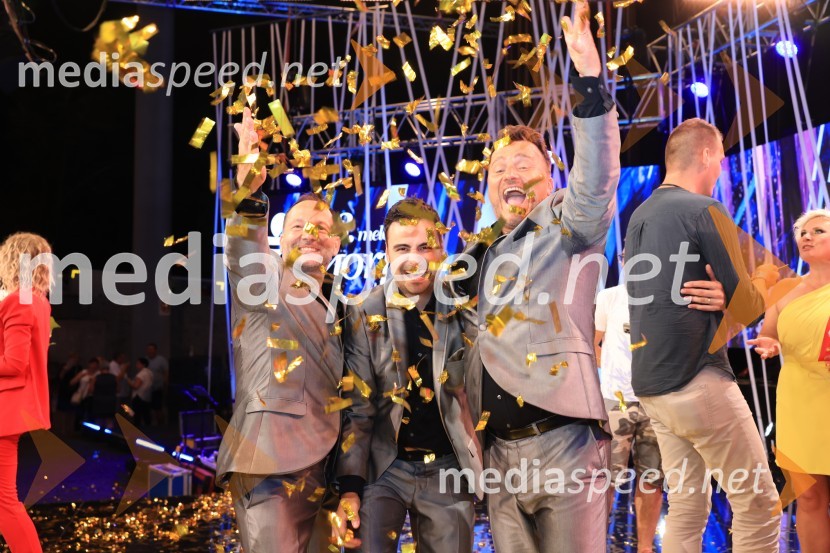  Aljaž  Farasin, Trio Vivere;  Rok  Ferenčak, Trio Vivere;  Matjaž  Robavs, Trio VivereZmagovalec 43. festivala Melodij morja in sonca je Žan Videc