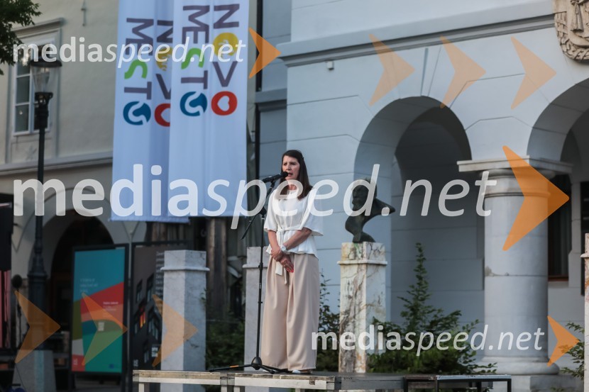  Jasna Dokl Osolnik, direktorica Dolenjski muzejV Novem mestu obeležili 100. obletnico prvih Štukljevih medalj na olimpijskih igrah