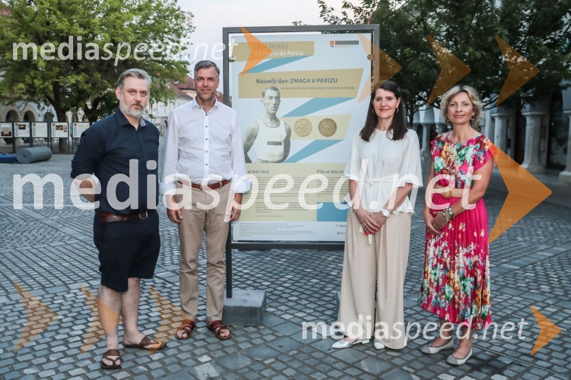  Klemen Dvornik, filmski in televizijski režiser ter predsednik NS DSR;  Gregor Macedoni, župan, Mestna občina Novo mesto;  Jasna Dokl Osolnik, direktorica Dolenjski muzej;  Marjeta Bregar, kustosinja, Dolenjski muzejV Novem mestu obeležili 100. obletnico prvih Štukljevih medalj na olimpijskih igrah