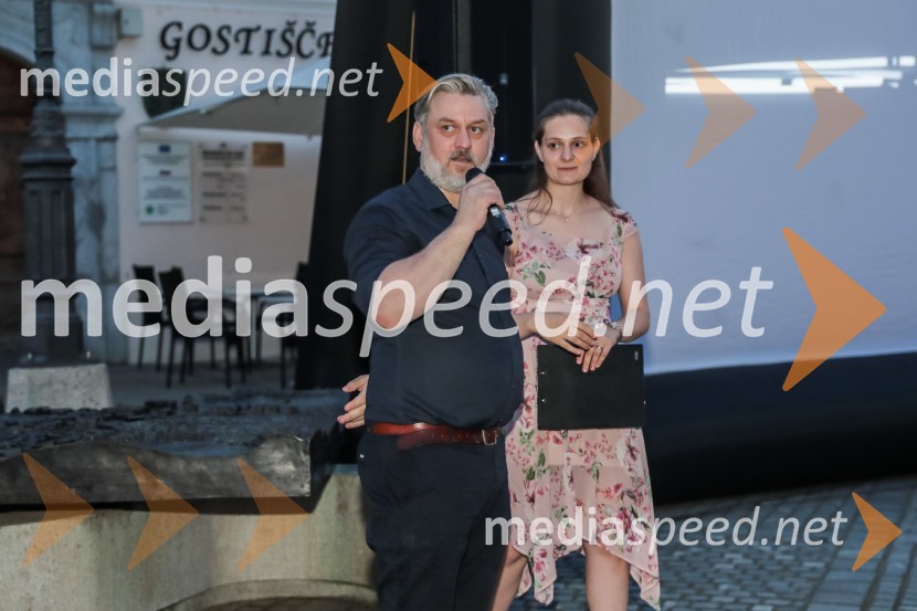  Klemen Dvornik, filmski in televizijski režiser ter predsednik NS DSR;  ... V Novem mestu obeležili 100. obletnico prvih Štukljevih medalj na olimpijskih igrah