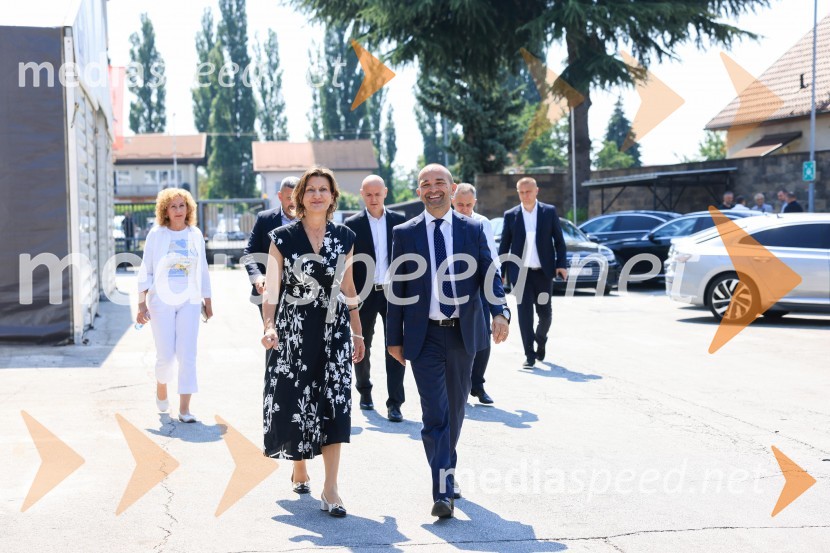  Martina  Dalić, predsednica uprave Podravka;  Tomislav  Bujanović, generalni direktor ŽitoOtvoritev prenovljene Žitove pekarne Maribor