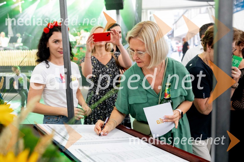 Marta Bulhak, direktorica Pivovarna Laško UnionDan Laščanov, Pivo in Cvetje 2024