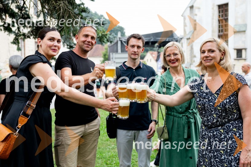  Tina Belej, vodja trajnosti in korporativne vključenosti Pivovarna Laško Union;  Urban Kramberger,  direktor festivala Pivo in cvetje, manager blagovne skupine PLU;  Marko Šantej, župan, Občina Laško;  Marta Bulhak, direktorica Pivovarna Laško Union;  Tanja Subotić Levanič, direktorica korporativnih odnosov, Pivovarna Laško UnionDan Laščanov, Pivo in Cvetje 2024