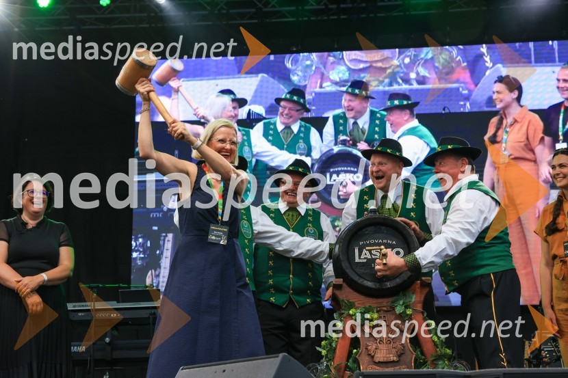  Marta Bulhak, direktorica Pivovarna Laško Union59. festival Pivo in cvetje Laško, otvoritev festivala