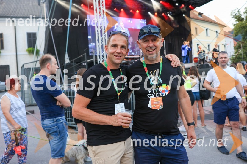  Urban Kramberger,  direktor festivala Pivo in cvetje, manager blagovne skupine PLU;  Nejc Tisu, vodja produkcije, Radio 159. festival Pivo in cvetje Laško, otvoritev festivala