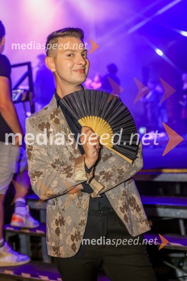  Damjan Murko, pevec59. festival Pivo in cvetje Laško, otvoritev festivala