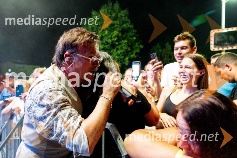  Zlatan Stipišić - Gibonni, pevec59. festival Pivo in cvetje Laško, otvoritev festivala