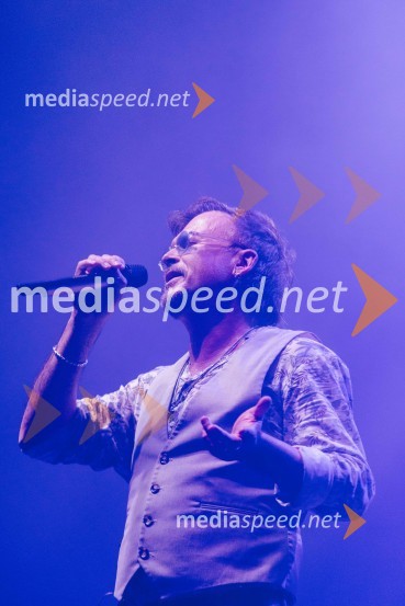  Zlatan Stipišić - Gibonni, pevec59. festival Pivo in cvetje Laško, otvoritev festivala