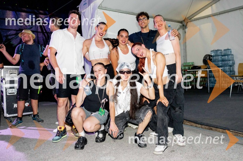  ... ;  Tia Krasovec;  ... ;  Mia Puhar Rodin - Masayah, pevka;  ... ;  ... ;  ... ;  ... 59. festival Pivo in cvetje Laško, otvoritev festivala