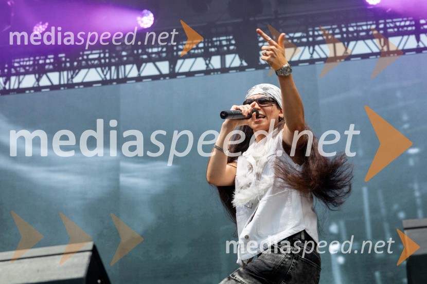  Mia Puhar Rodin - Masayah, pevka59. festival Pivo in cvetje Laško, otvoritev festivala