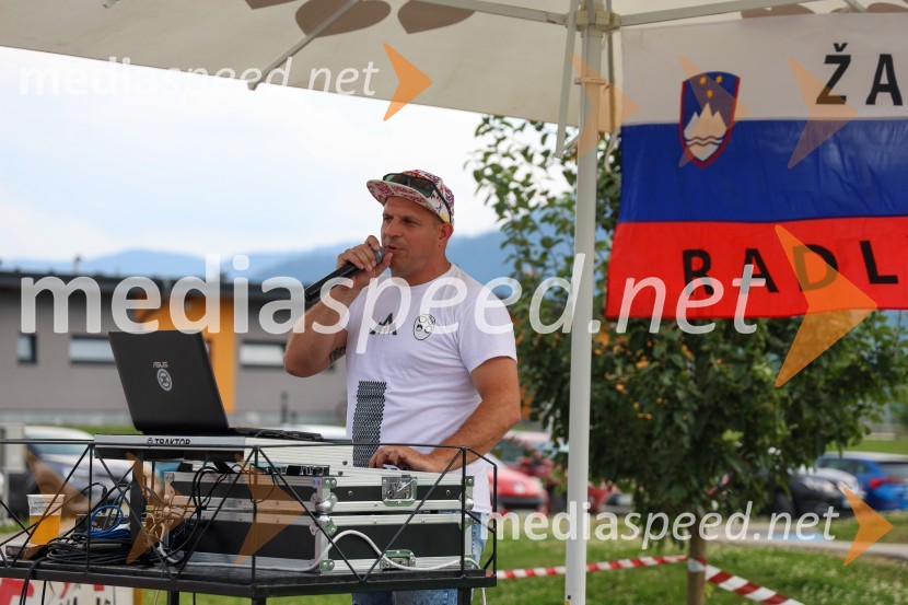  Uroš Krajnc, DJ UkacSprejem za nogometaša Žana Karničnika