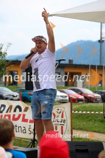  Uroš Krajnc, DJ UkacSprejem za nogometaša Žana Karničnika