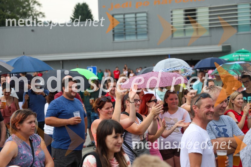 Sprejem za nogometaša Žana Karničnika