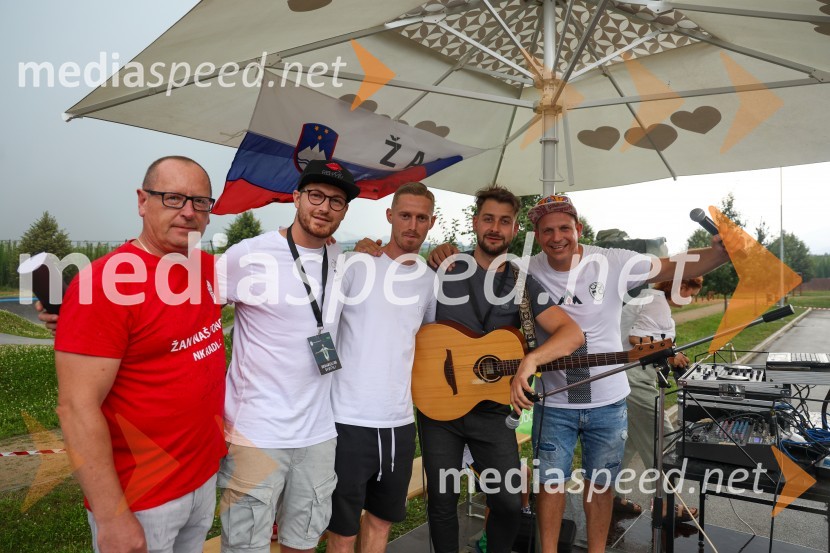  ... ;  Renato Ternik;  Žan  Karničnik, nogometaš;  Rudi Breznik, Harmonikar pri Trio Rudija Breznika;  Uroš Krajnc, DJ UkacSprejem za nogometaša Žana Karničnika