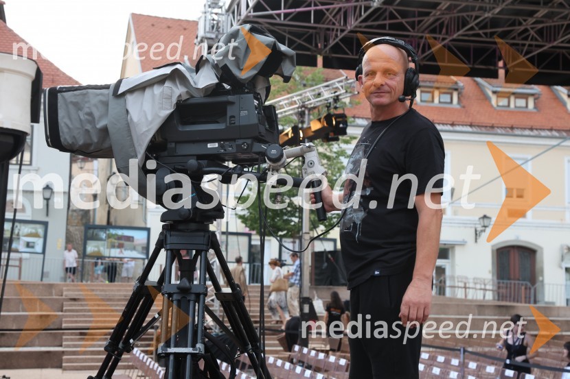 Gala večer slovenske popevke na Festivalu Arsana