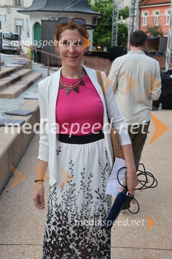 Gala večer slovenske popevke na Festivalu Arsana