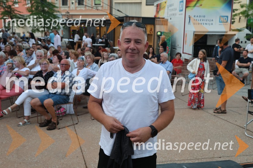 Gala večer slovenske popevke na Festivalu Arsana