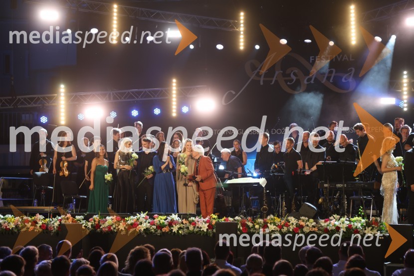 Gala večer slovenske popevke na Festivalu Arsana