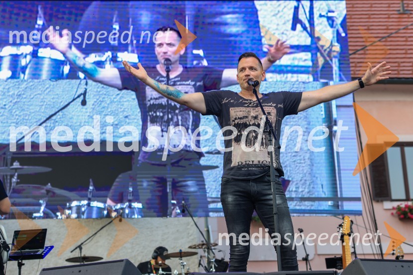  Simon Vadnjal, novinar in glasbenikFestival Pivo in cvetje 2024, petek