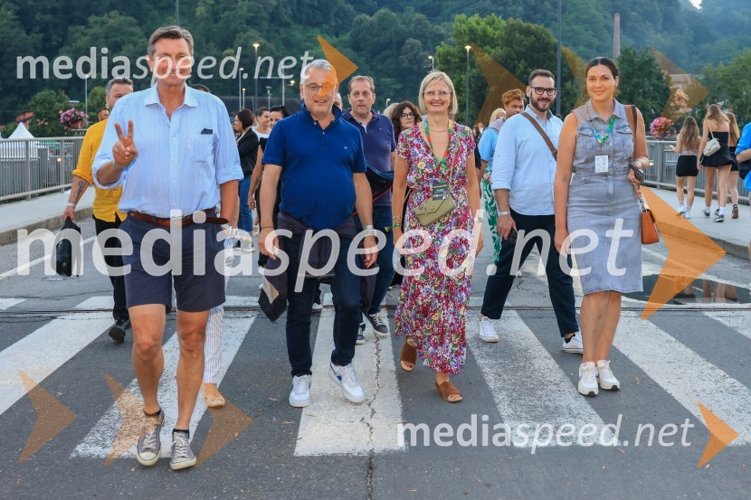 Borut Pahor, nekdanji predsednik Republike Slovenije;  Matjaž Han, minister za gospodarstvo, turizem in šport;  Marta Bulhak, direktorica Pivovarna Laško Union;  Tina Belej, vodja trajnosti in korporativne vključenosti Pivovarna Laško UnionFestival Pivo in cvetje 2024, petek
