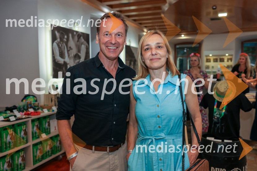  Andrej Brglez,  raziskovalec trajnostne mobilnosti, Zavarovalnica Triglav; dr. Alja  Brglez, šefinja kabineta bivšega predsednika RSFestival Pivo in cvetje 2024, petek