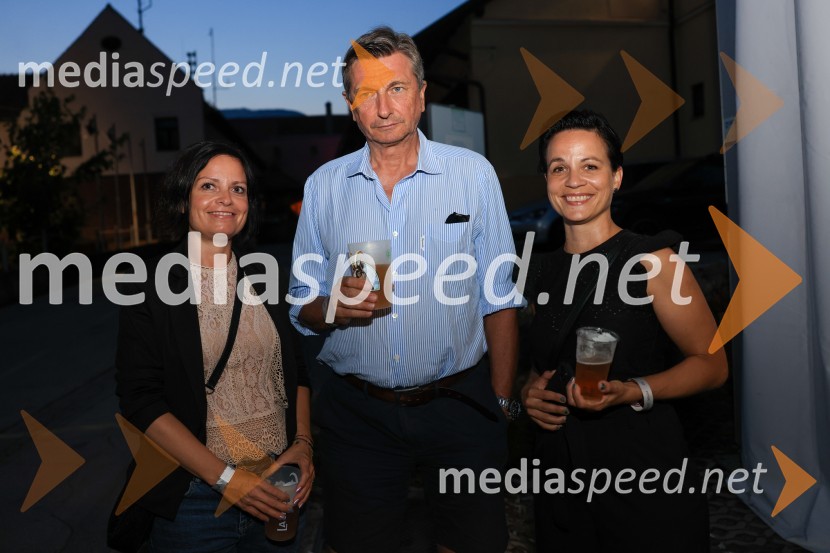  Maja  Čepin, Ministrstvo za kohezijo in regionalni razvoj;  Borut Pahor, nekdanji predsednik Republike Slovenije;  Mojca Knez Jovan, Občina Laško - odnosi z javnostmiFestival Pivo in cvetje 2024, petek