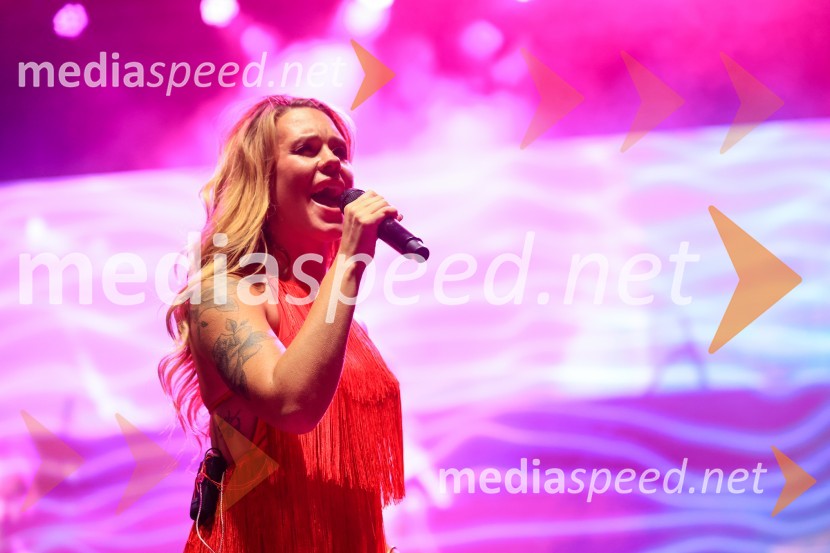  Nika Zorjan, pevkaFestival Pivo in cvetje 2024, sobota