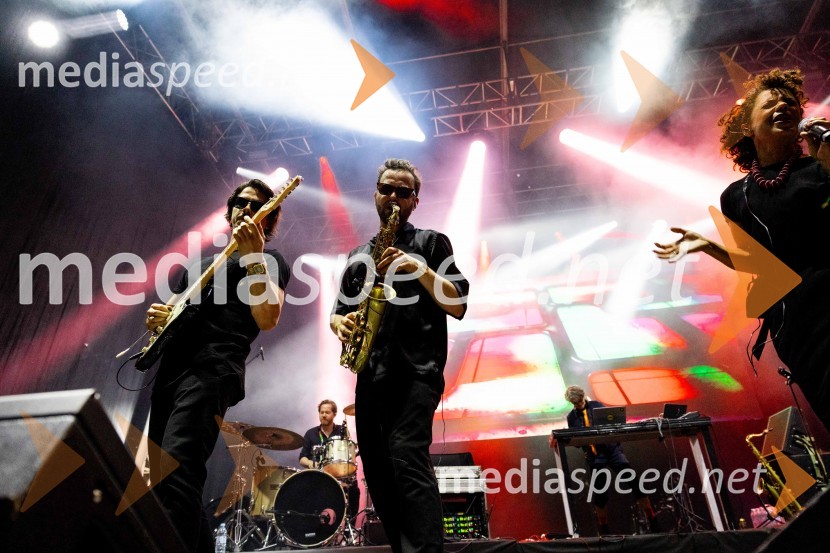  ... ;  ... ;  Beate Baumgartner, pevka, DeladapFestival Pivo in cvetje 2024, sobota