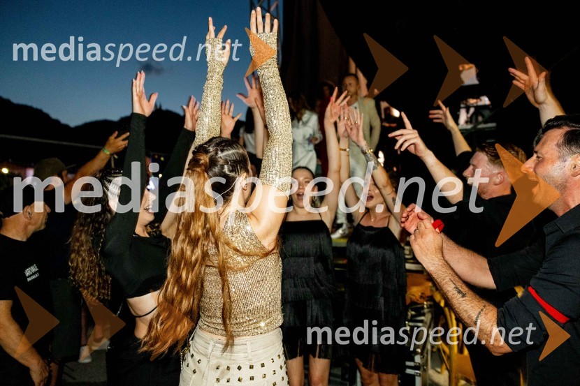  Nina Pušlar, pevkaFestival Pivo in cvetje 2024, sobota