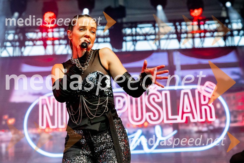  Nina Pušlar, pevkaFestival Pivo in cvetje 2024, sobota