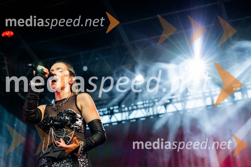  Nina Pušlar, pevkaFestival Pivo in cvetje 2024, sobota