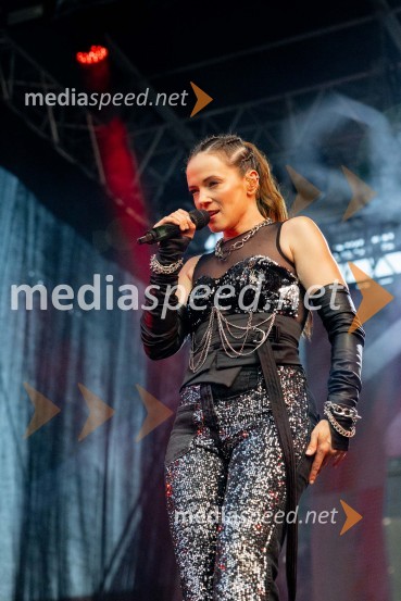  Nina Pušlar, pevkaFestival Pivo in cvetje 2024, sobota