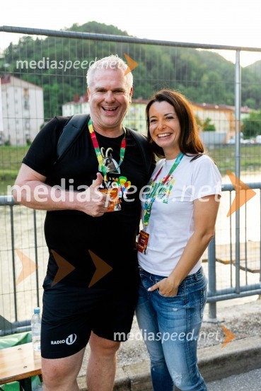  Miha Deželak, radijski voditelj, humanitarec;  Jana Morelj, radijska in TV voditeljicaFestival Pivo in cvetje 2024, sobota