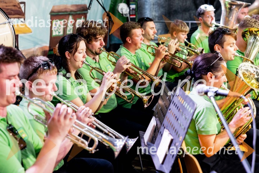 Pivo in cvetje 2024, zaključna povorka